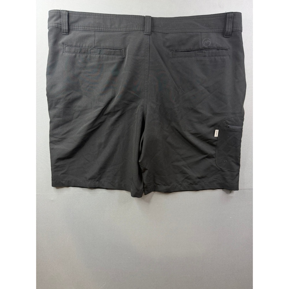 Magellan Fish Gear Shorts Mens Black Water Repellent Utility 42